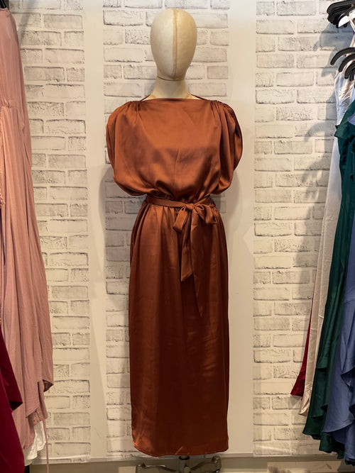 Beaumont Ruched Shoulder Dress in Sienna
