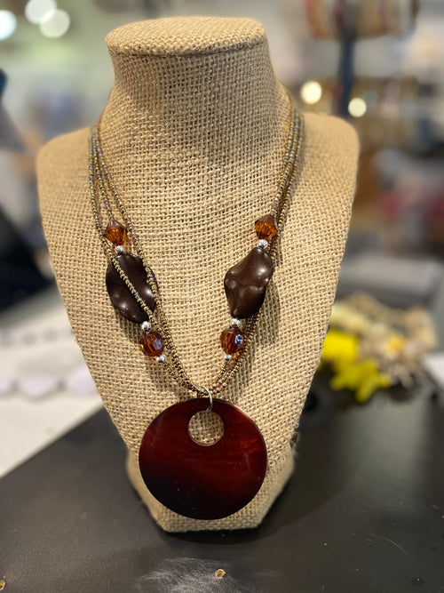 Bluvintage Shell Necklace In Brown
