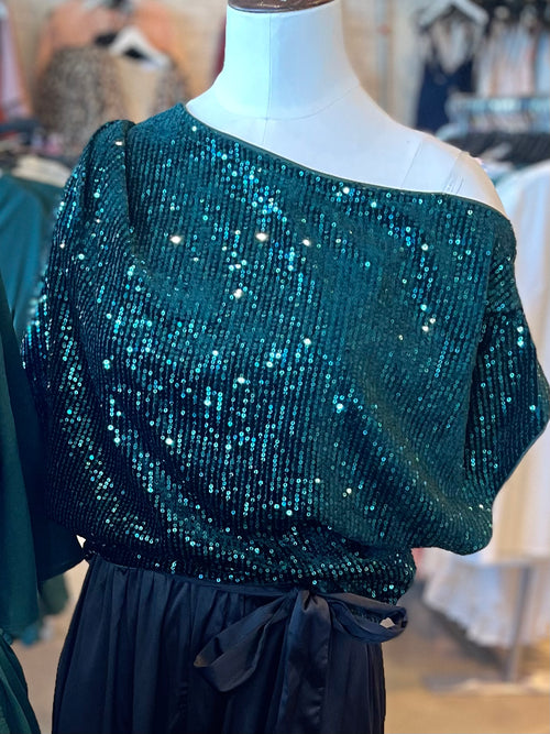 Sassy Sequin Blouse in Peacock