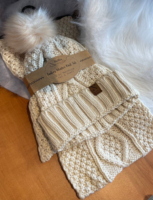 Moonlight Hat And Infinity Scarf Set In Oatmeal