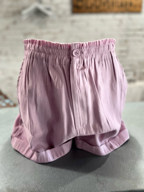 Irene Shorts in Pink
