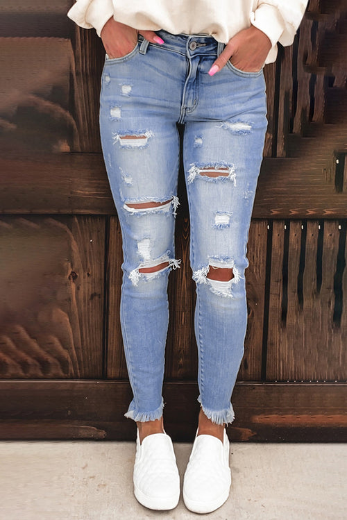 Kelly Distressed Jeans in Light Blue